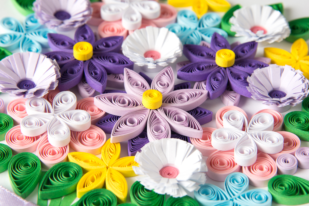 nowoczesna dekoracja mieszkania quilling w ramce papierowe kwiaty polskie rękodzieło oryginalny upominek obrazek na ścianę