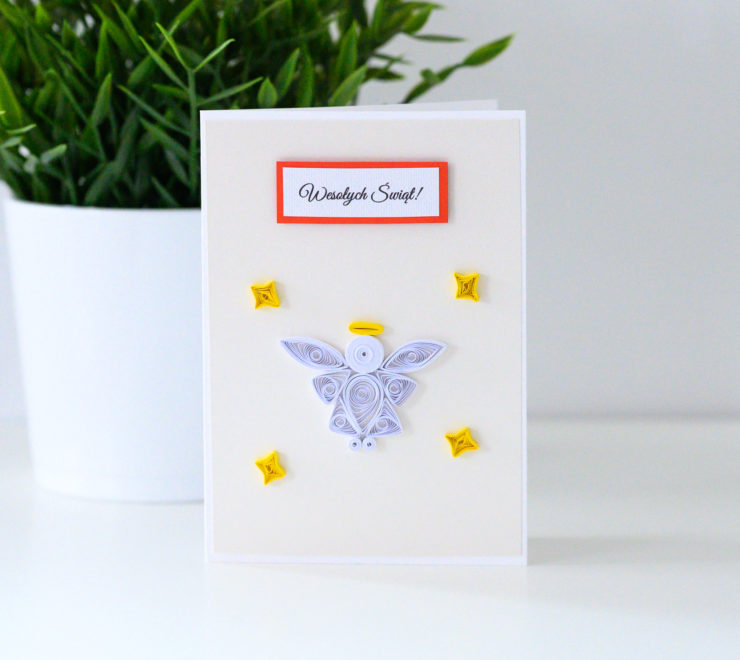 Read more about the article Ręcznie robiona kartka świąteczna z aniołkiem – Quilling