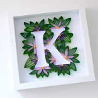 Litera K – fioletowe kwiaty