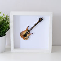 Obrazek z gitarą