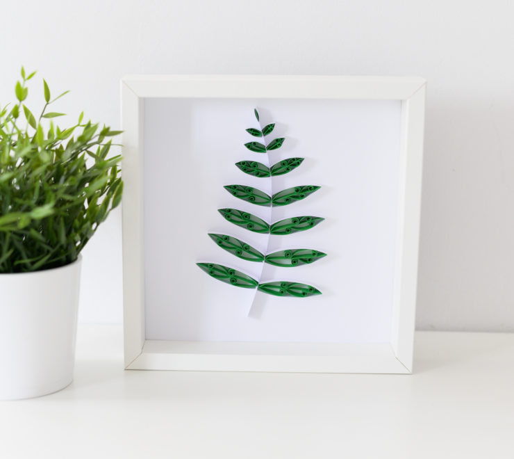 Read more about the article Framed Fern Leaf – Unique Plant Lady Gift